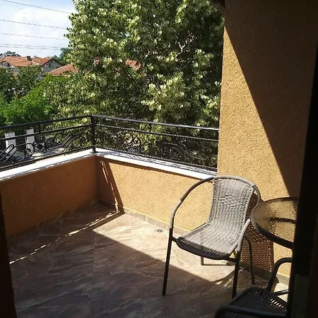 Vip House Pontos Pensiune *